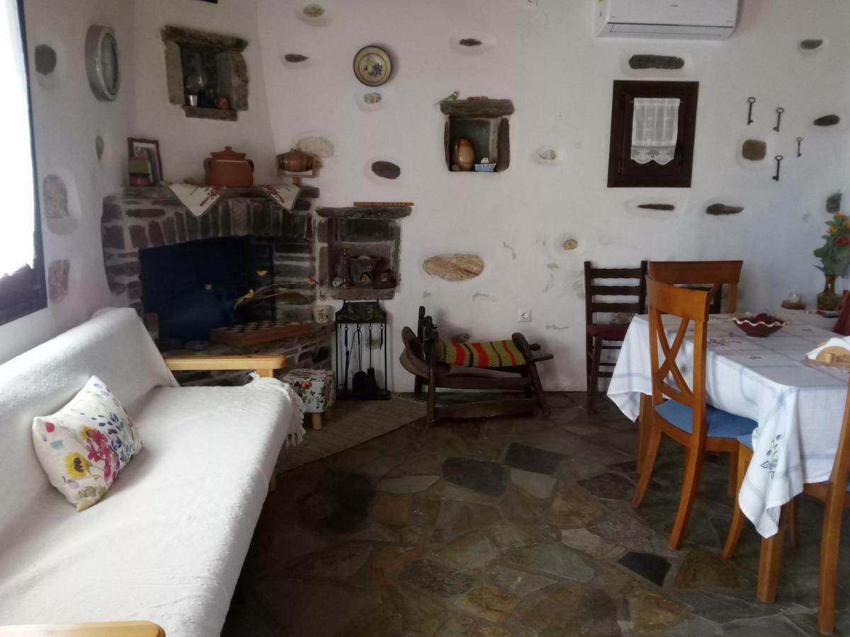 Traditional House Paros Sarakíniko Екстериор снимка